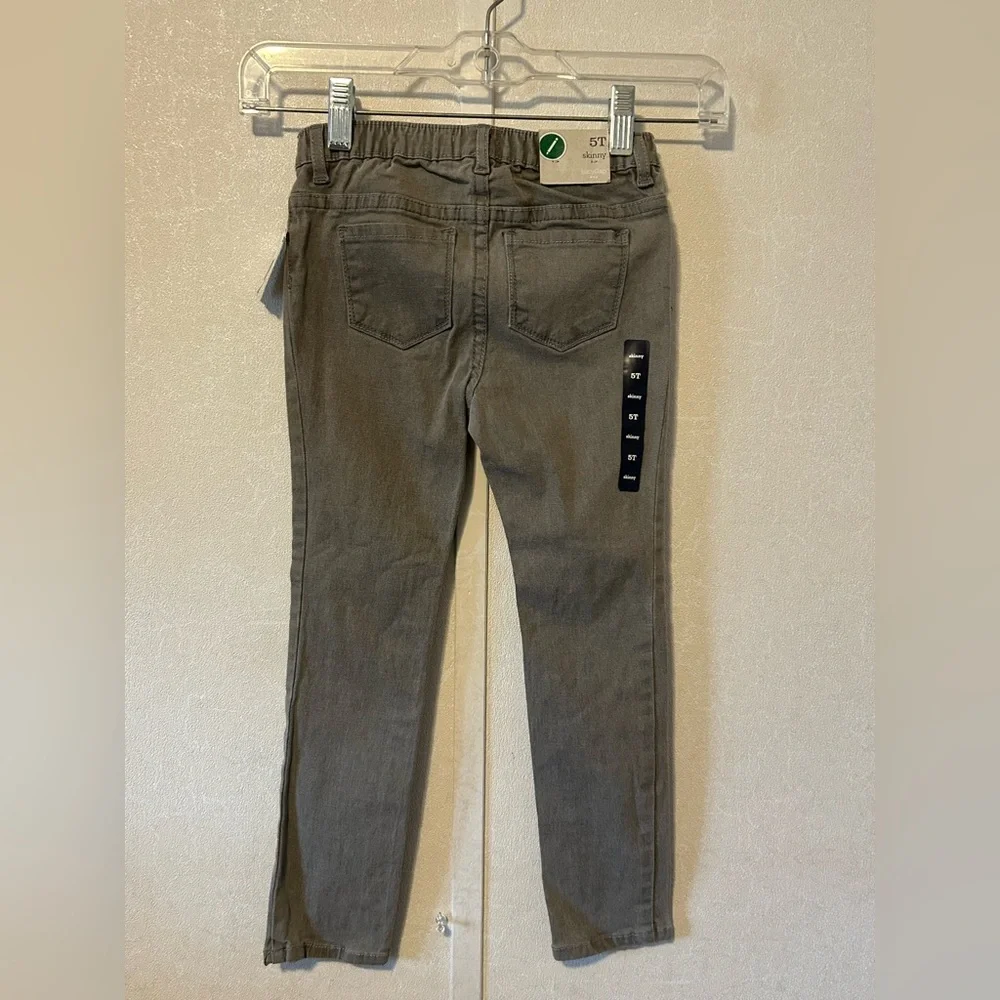 GAP comfortable charcoal